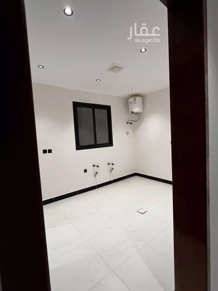 دور للبيع في شارع طريق ابها, حي الجنادرية, مدينة الرياض, منطقة الرياض 21