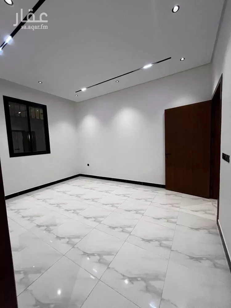دور للبيع في شارع طريق ابها, حي الجنادرية, مدينة الرياض, منطقة الرياض 11