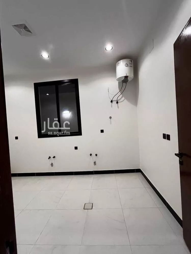 دور للبيع في شارع طريق ابها, حي الجنادرية, مدينة الرياض, منطقة الرياض 23