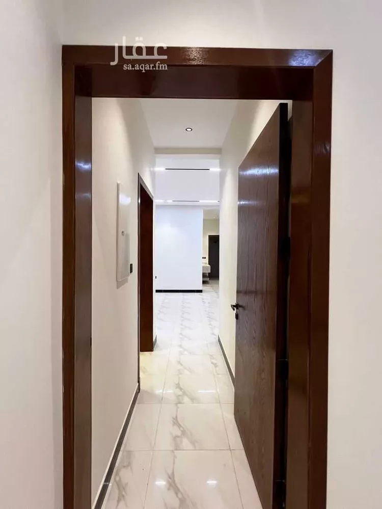 دور للبيع في شارع طريق ابها, حي الجنادرية, مدينة الرياض, منطقة الرياض 21
