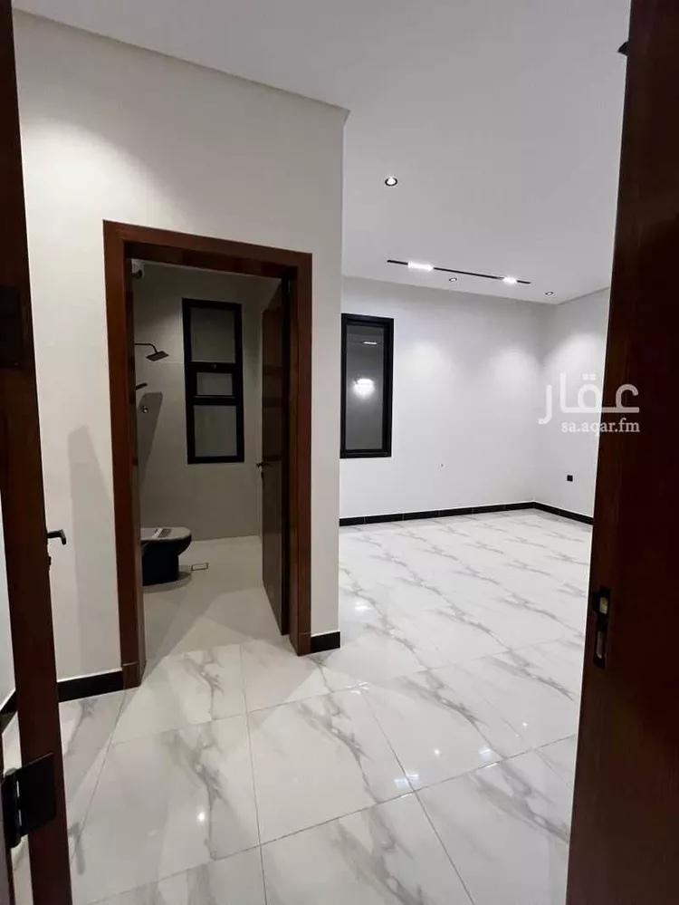 دور للبيع في شارع طريق ابها, حي الجنادرية, مدينة الرياض, منطقة الرياض 18