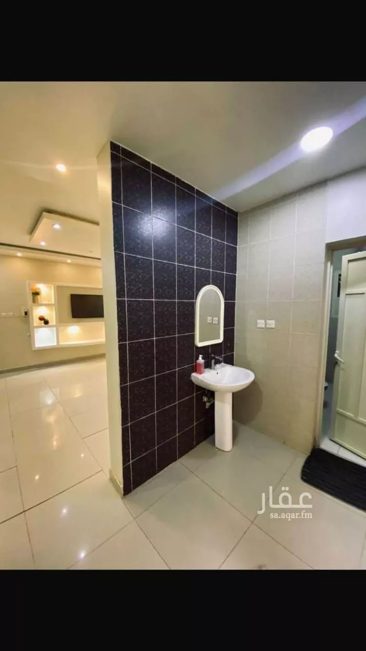 شقة للإيجار في شارع 37ب, حي الصواري, مدينة الخبر, المنطقة الشرقية صورة 3