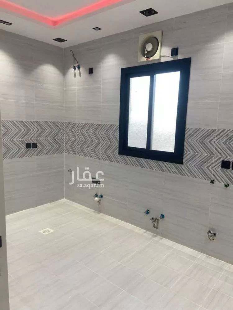 فيلا للإيجار في حي القرينية, مدينة جدة, منطقة مكة المكرمة