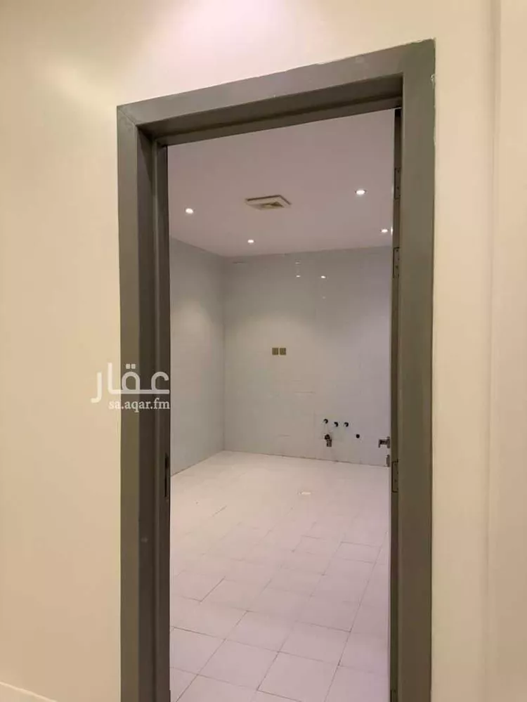 شقة للإيجار في شارع كريم الدين البرموني, حي عكاظ, مدينة الرياض, منطقة الرياض صورة 2