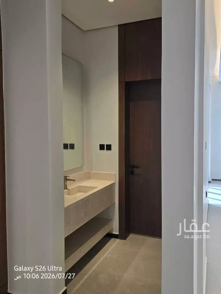 فيلا للبيع في شارع إبراهيم بن حسين بيري, حي العارض, مدينة الرياض, منطقة الرياض 18