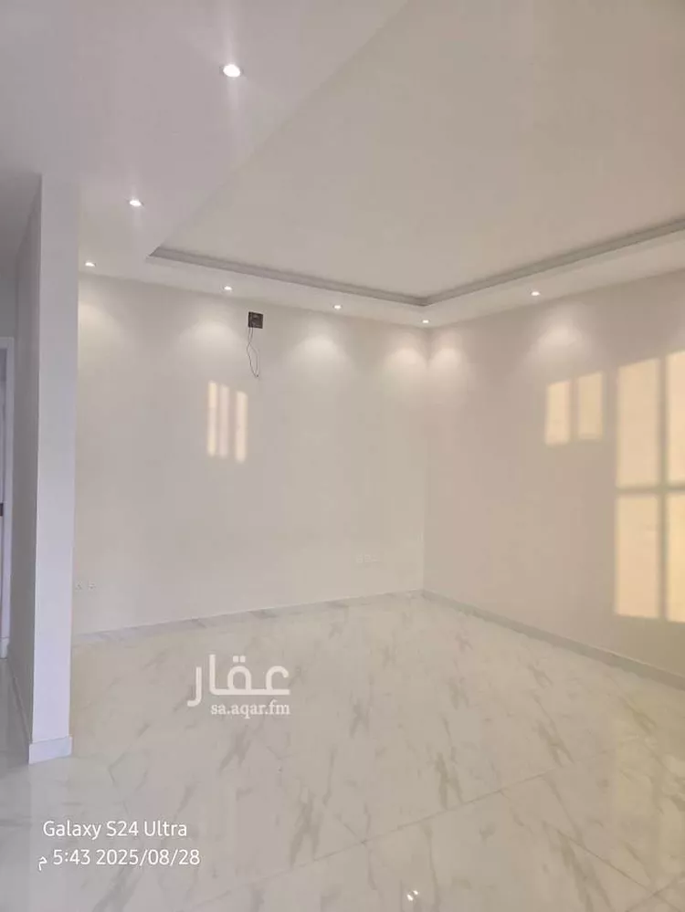 فيلا للبيع في شارع حسين مفتي, حي العارض, مدينة الرياض, منطقة الرياض صورة 2