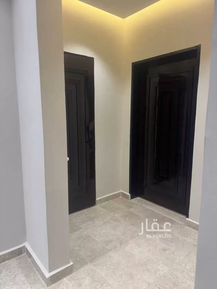 دور للبيع في شارع إبراهيم بن جابر, حي المعيزيلة, مدينة الرياض, منطقة الرياض صورة 4