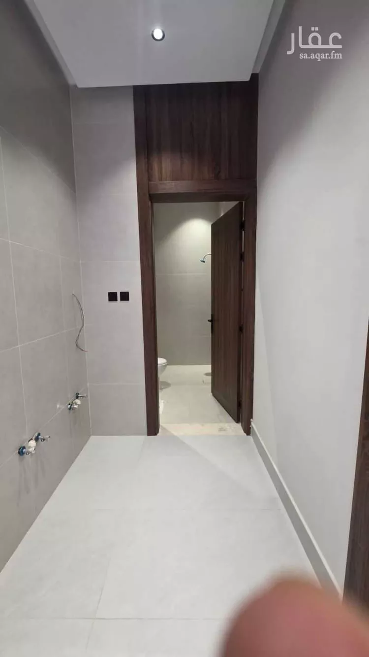 دور للبيع في شارع إبراهيم بن جابر, حي المعيزيلة, مدينة الرياض, منطقة الرياض 1 صورة