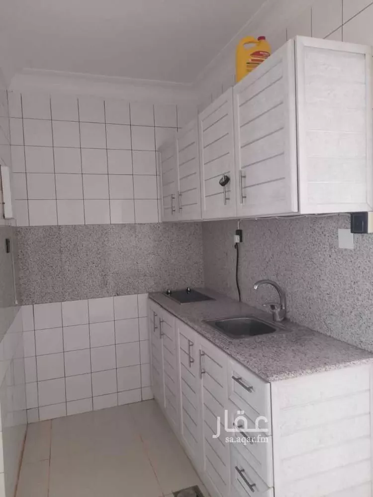 شقة للإيجار في شارع عقلة الصقور, حي السليمانية, مدينة الرياض, منطقة الرياض