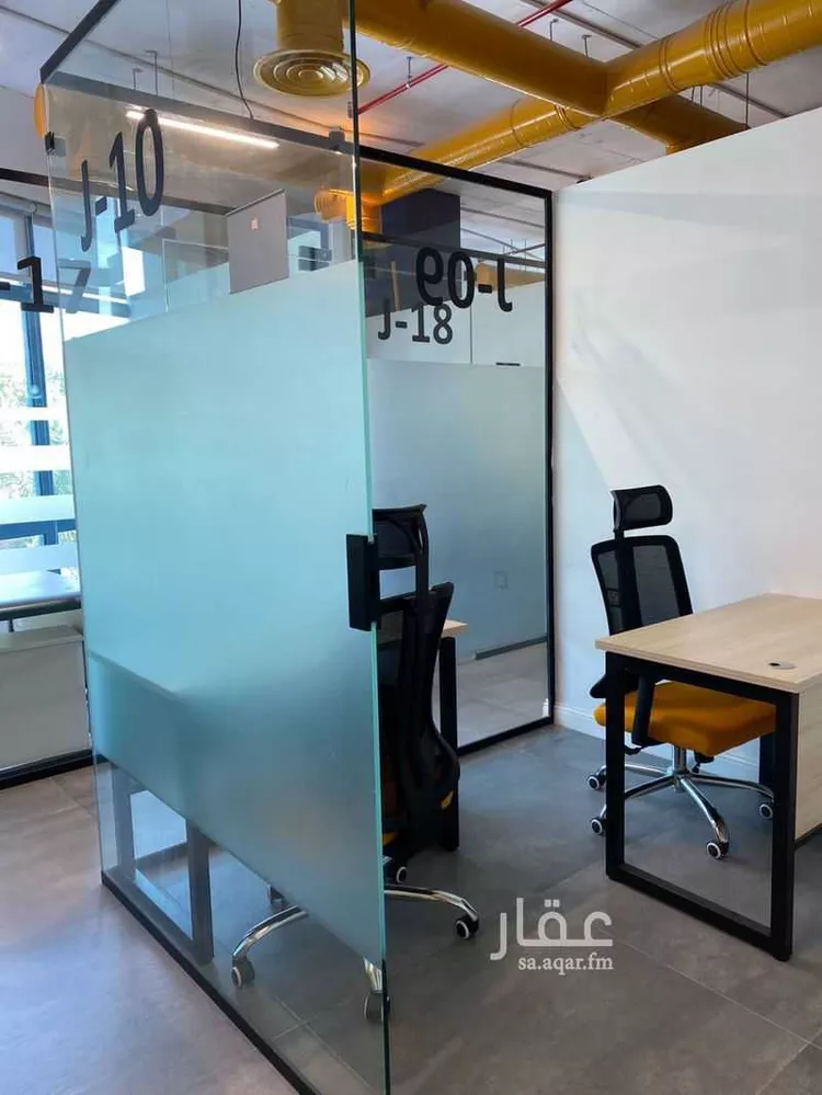 مكتب تجاري للإيجار في شارع الملك عبدالعزيز ابن عبدالرحمن سعود الفرعي, حي العارض, مدينة الرياض, منطقة الرياض صورة 2
