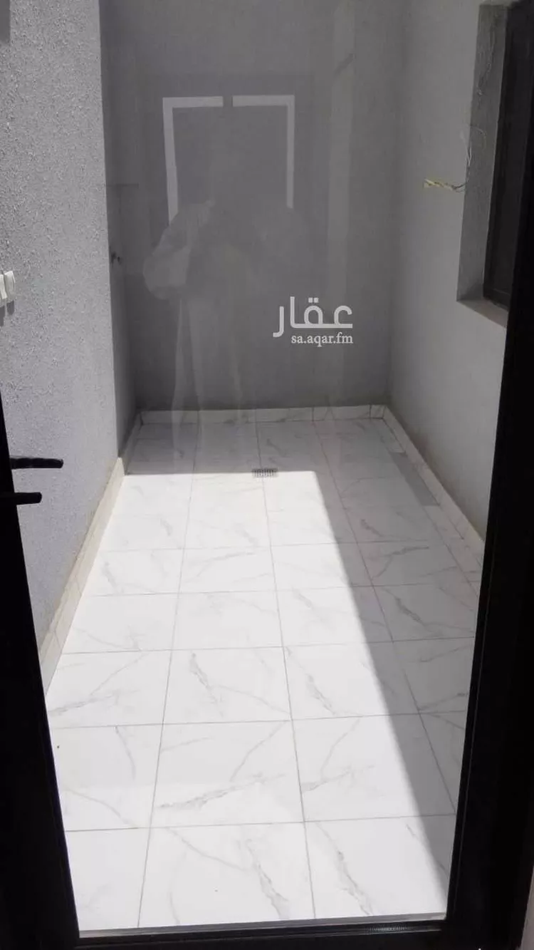 شقة للإيجار في شارع الأمير عبدالله بن محمد بن عبدالرحمن, حي الورود, مدينة الرياض, منطقة الرياض صورة 4