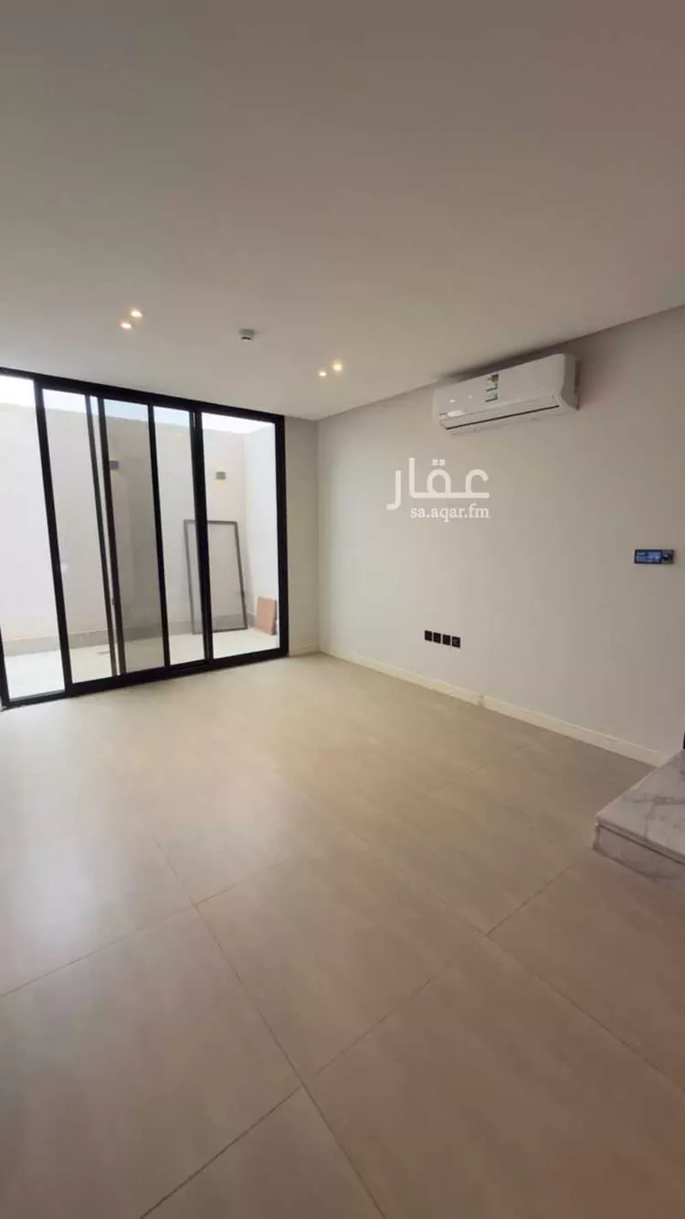 فيلا للإيجار في شارع احمد بن سعيد ابن الهندي, حي العارض, مدينة الرياض, منطقة الرياض صورة 5