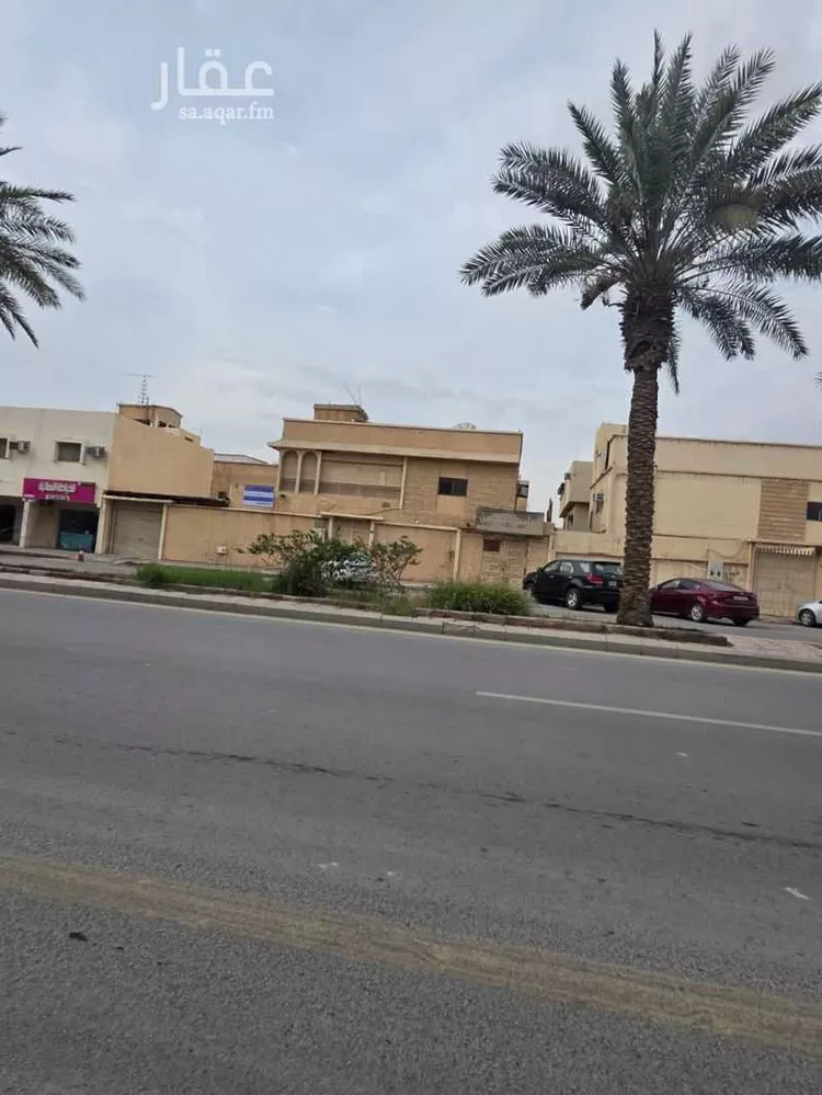 فيلا للبيع في شارع الملك فهد ابن عبدالعزيز سعود, حي الفيصلية, مدينة الدرعية, منطقة الرياض 7