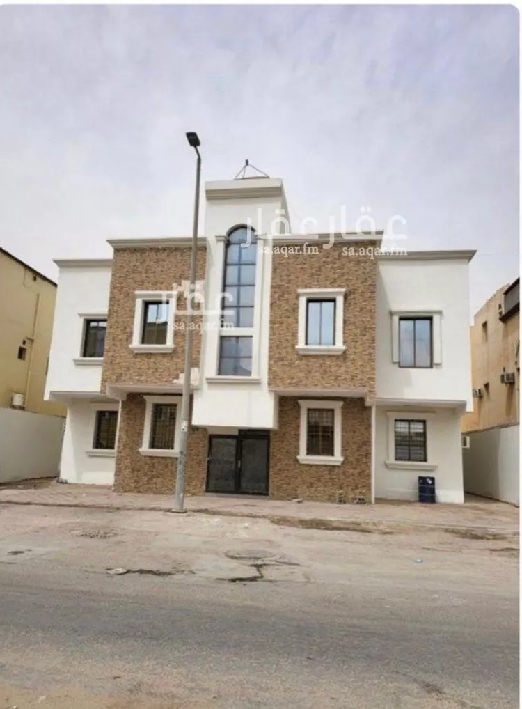 Building for Sale in Dammam Al Manar