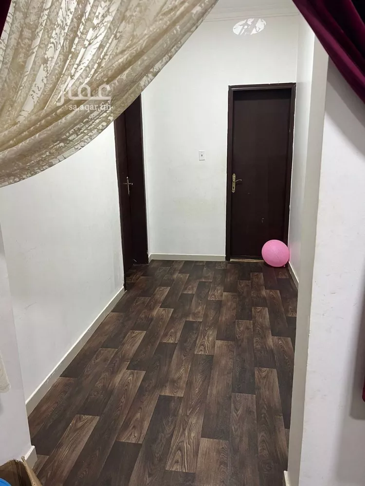 شقة للبيع في شارع سفيان بن الحكيم, حي المزروعية, مدينة الدمام, المنطقة الشرقية صورة 2
