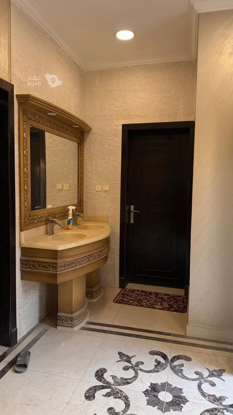 Villa for Sale in Dammam Ash Shulah 8