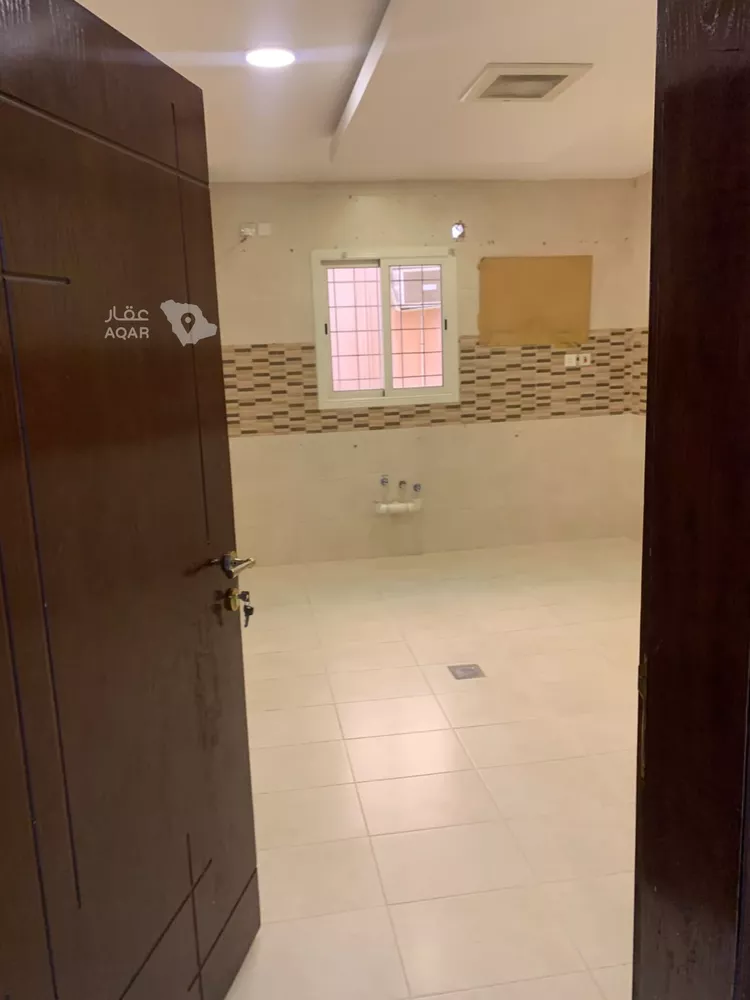 Floor for Rent in Dammam Al Manar 10