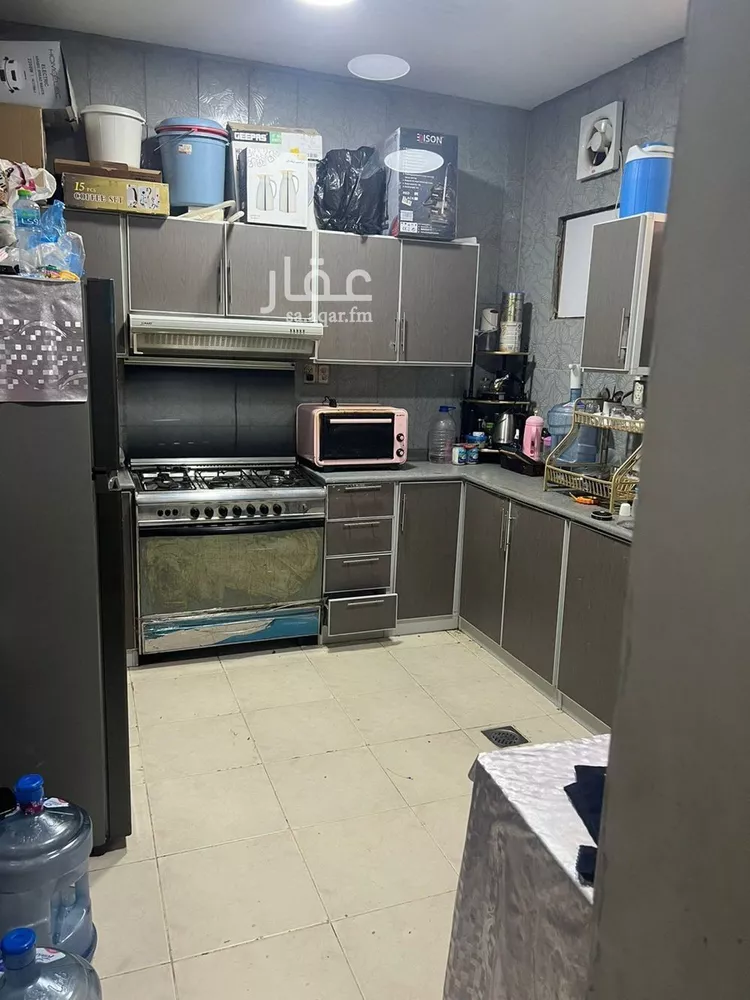 شقة للبيع في شارع سفيان بن الحكيم, حي المزروعية, مدينة الدمام, المنطقة الشرقية صورة 3
