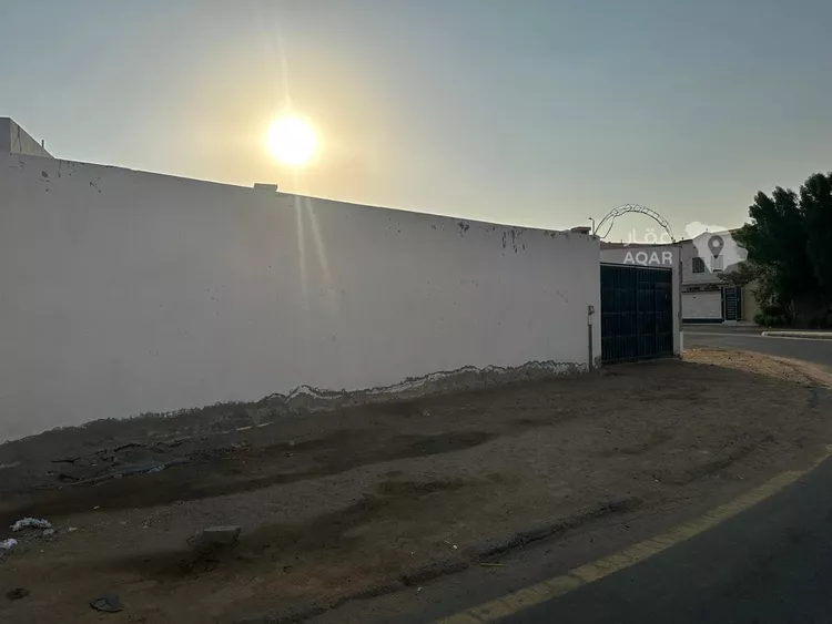 أرض للإيجار في شارع ربيعة ابن عبدالله ابن الهدير, حي الصالحية, مدينة جدة, منطقة مكة المكرمة 2
