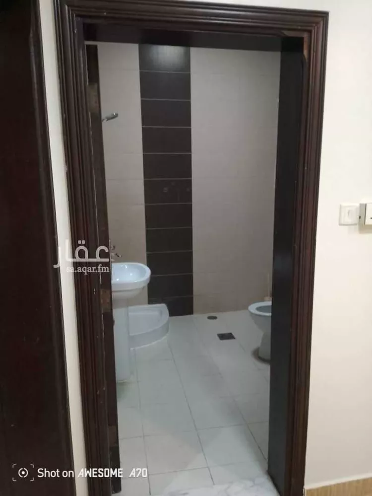 عمارة للإيجار في شارع فرائد الضبطيه, حي النزهة, مدينة جدة, منطقة مكة المكرمة صورة 4