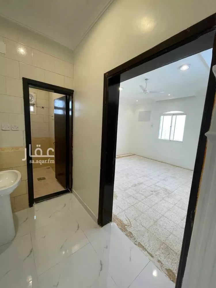 عمارة للبيع في شارع حازم ابن حرملة, حي الهرير الغربى, مدينة خميس مشيط, منطقة عسير 9