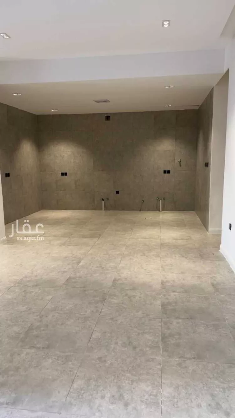 دور للبيع في شارع جابر الاحمد الصباح, حي الرمال, مدينة الرياض, منطقة الرياض صورة 3