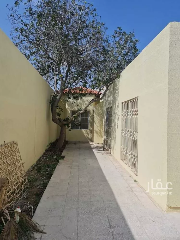 فيلا للبيع في شارع شـــارع الحــويــلات, حي الاحياء الشرقيه, مدينة مدينه الجبيل الصناعيه, المنطقة الشرقية صورة 5