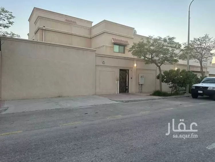 فيلا للبيع في شارع شارع الوبره, حي جلمودة, مدينة مدينه الجبيل الصناعيه, المنطقة الشرقية صورة 3