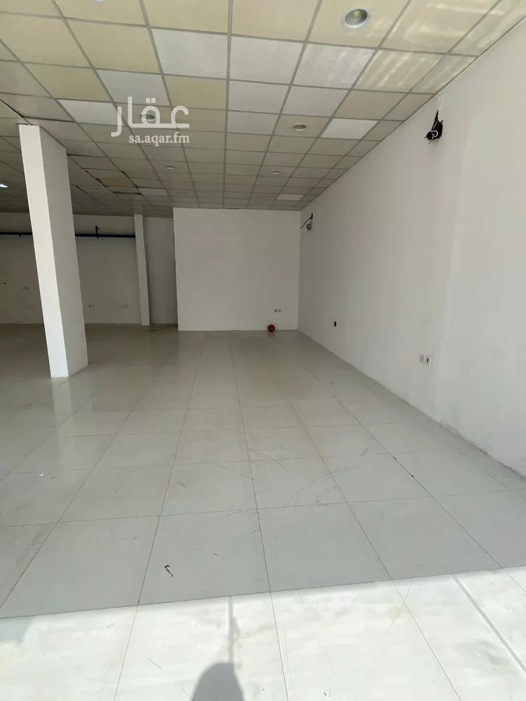 محل للإيجار في شارع محمد بن عبدالعزيز بن هيزع, حي العارض, مدينة الرياض, منطقة الرياض صورة 3