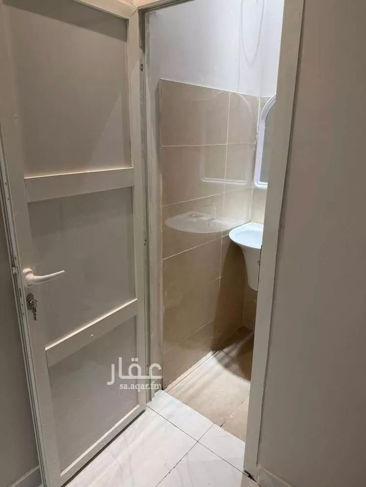 غرفة للإيجار في شارع عبدالعزيز بن علي الزمزمي, حي طويق, مدينة الرياض, منطقة الرياض