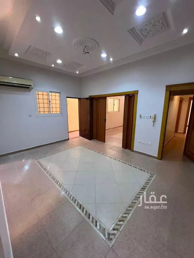 شقة للبيع في شارع الخزنة, حي إشبيلية, مدينة الرياض, منطقة الرياض صورة 4