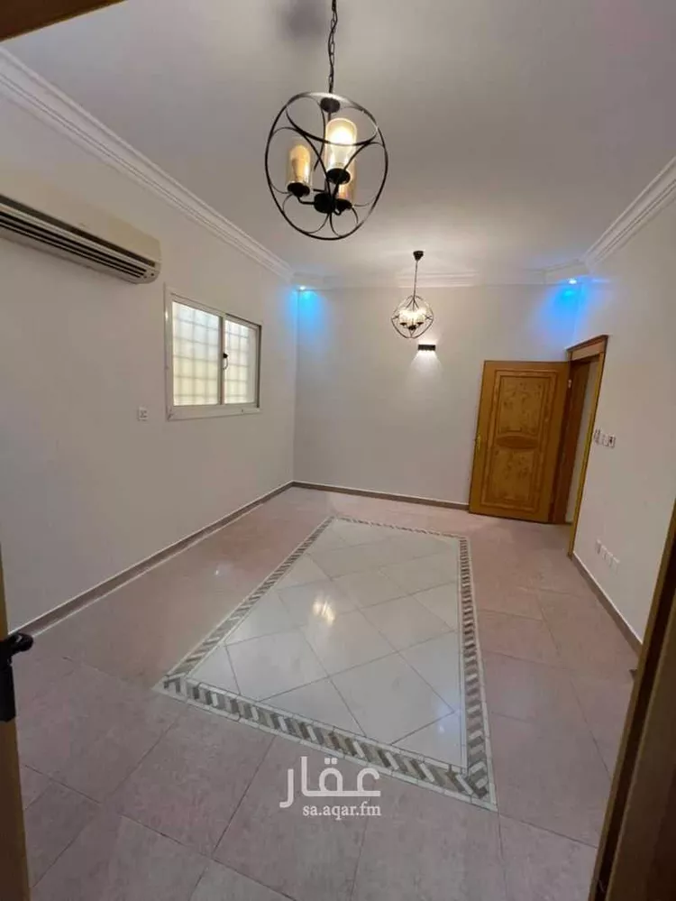 شقة للبيع في شارع الخزنة, حي إشبيلية, مدينة الرياض, منطقة الرياض صورة 3