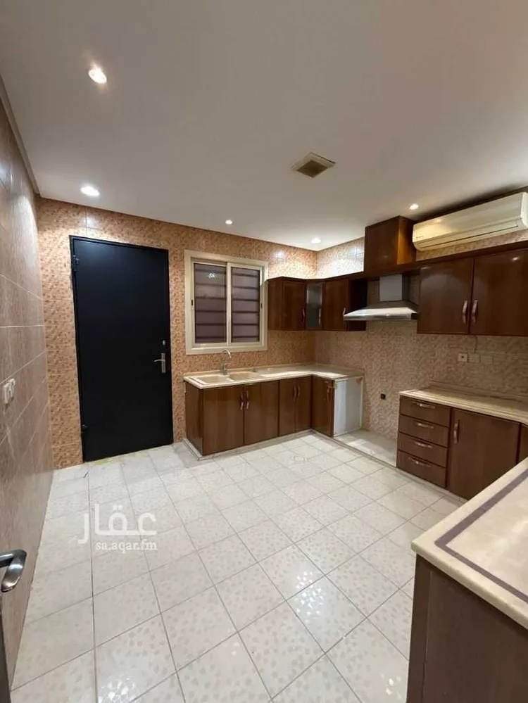 فيلا للإيجار في شارع رقم 199, حي الياسمين, مدينة الرياض, منطقة الرياض صورة 3