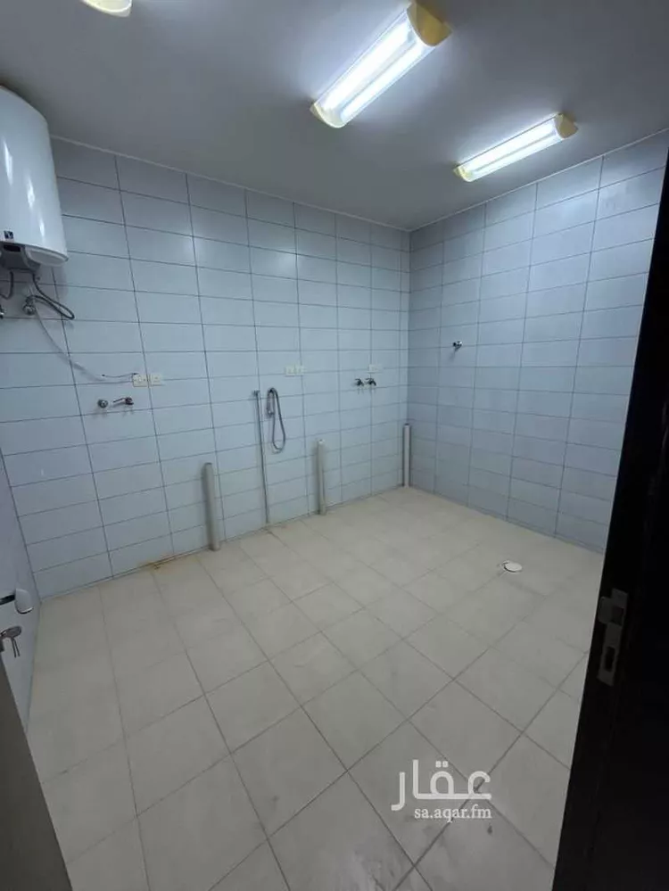فيلا للإيجار في شارع رقم 199, حي الياسمين, مدينة الرياض, منطقة الرياض صورة 2