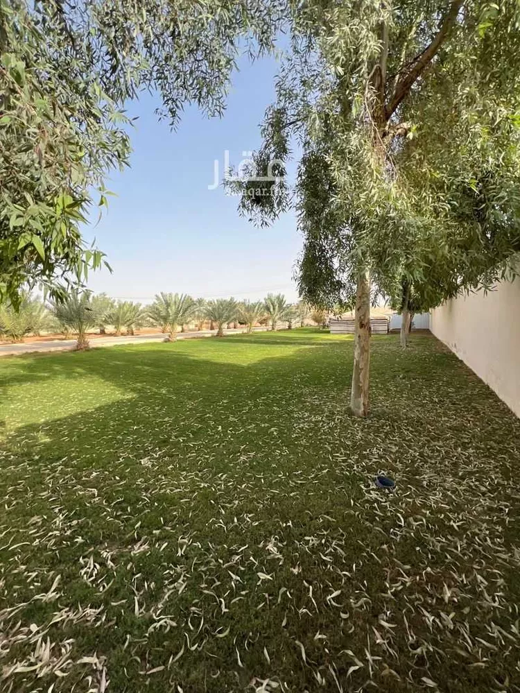 Rest House for Sale in Al Muzahimiyah Al Hozaimiyah