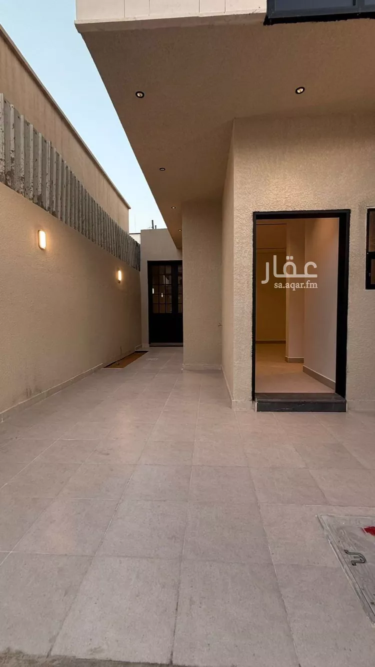 دور للبيع في شارع عصيرة الشمالية, حي شبرا, مدينة الرياض, منطقة الرياض صورة 2