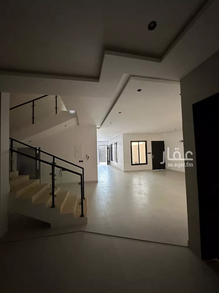 فيلا للبيع في شارع ظلم, حي شبرا, مدينة الرياض, منطقة الرياض