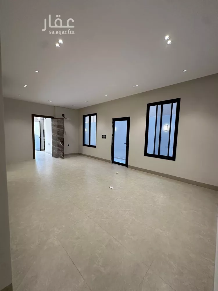 Floor for Sale in Riyadh Sultanah 14