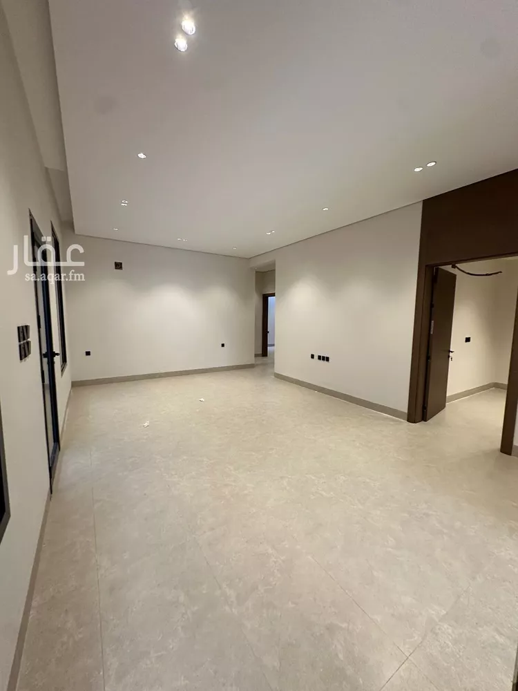 Floor for Sale in Riyadh Sultanah 13