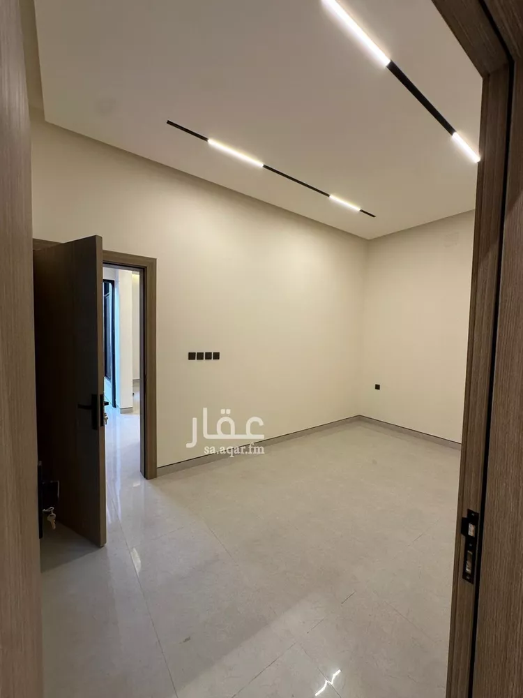 فيلا للبيع في شارع ابن ذكوان, حي شبرا, مدينة الرياض, منطقة الرياض صورة 4
