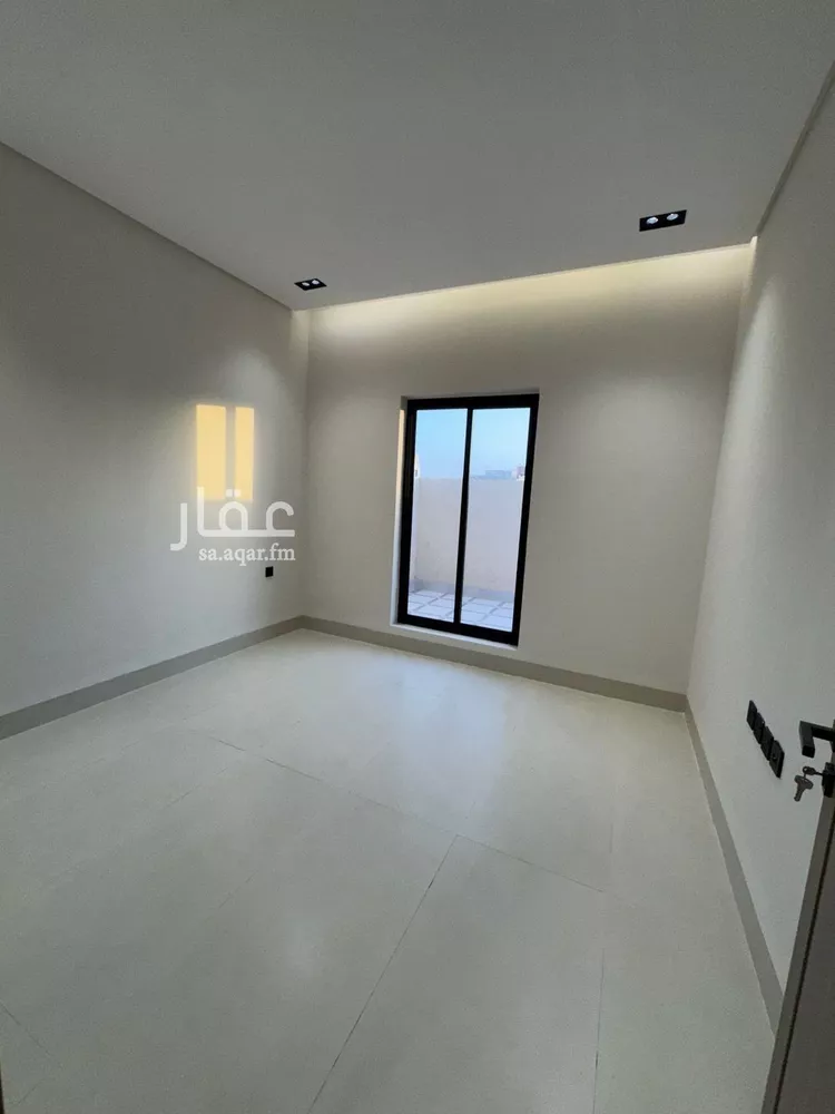 Floor for Sale in Riyadh Sultanah 12