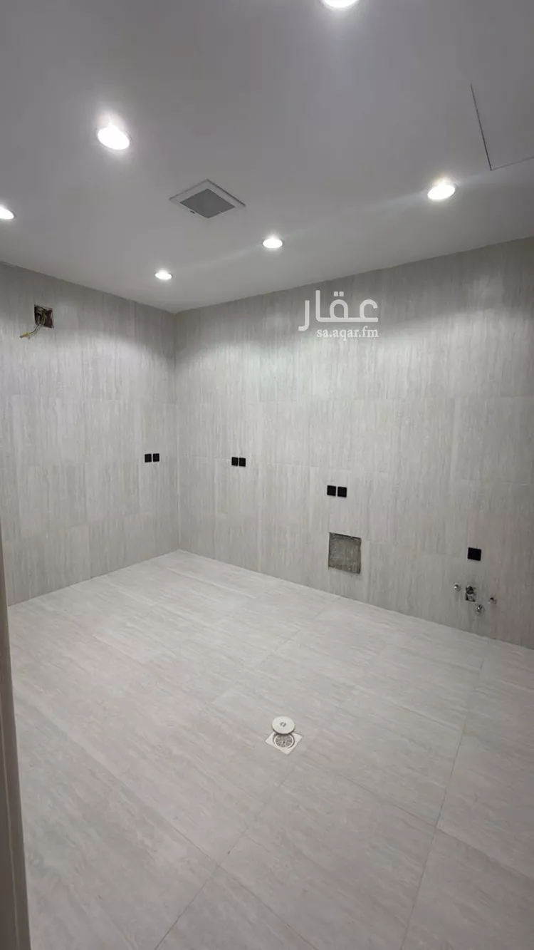 شقة للبيع في شارع نجم الدين الأيوبي, حي السويدي, مدينة الرياض, منطقة الرياض صورة 2