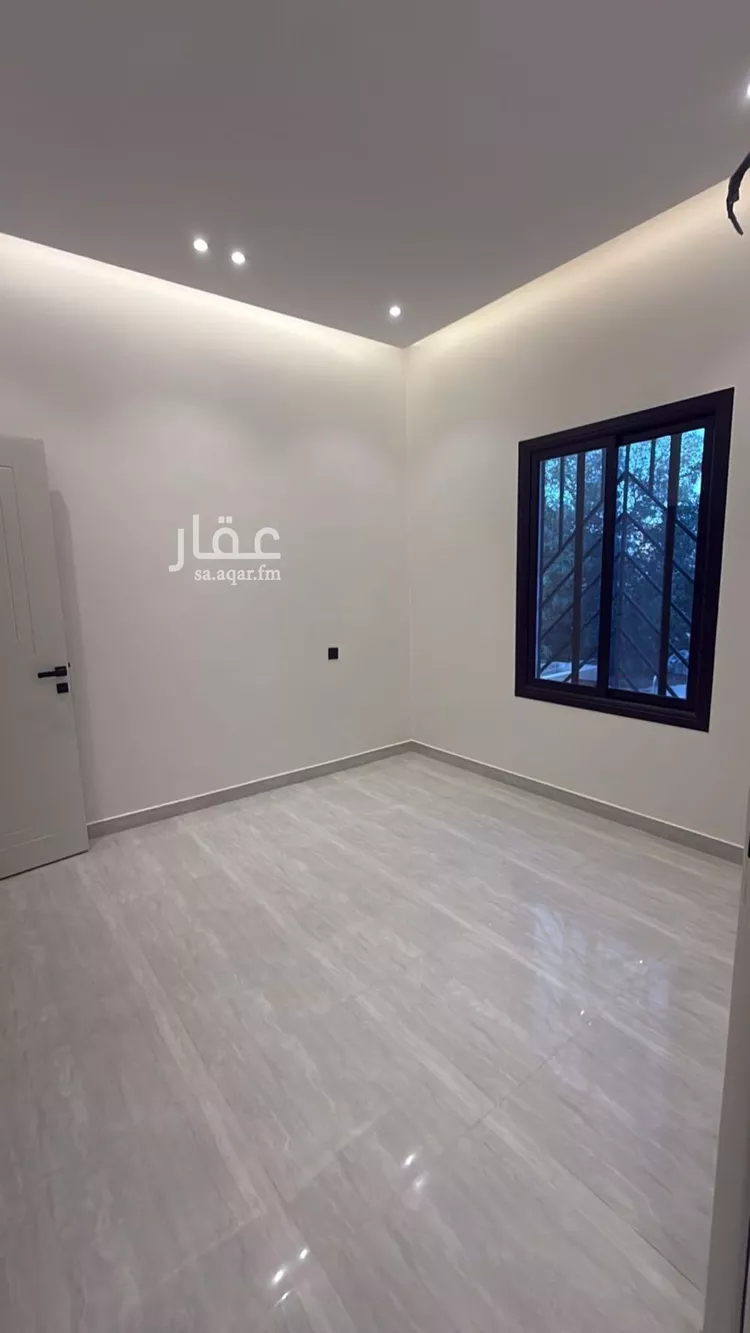 Floor for Sale in Riyadh Shubra صورة 3