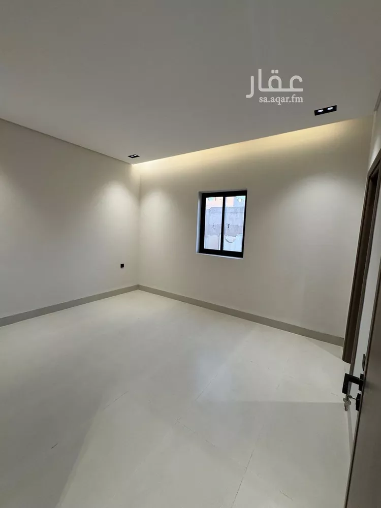 Floor for Sale in Riyadh Sultanah 16