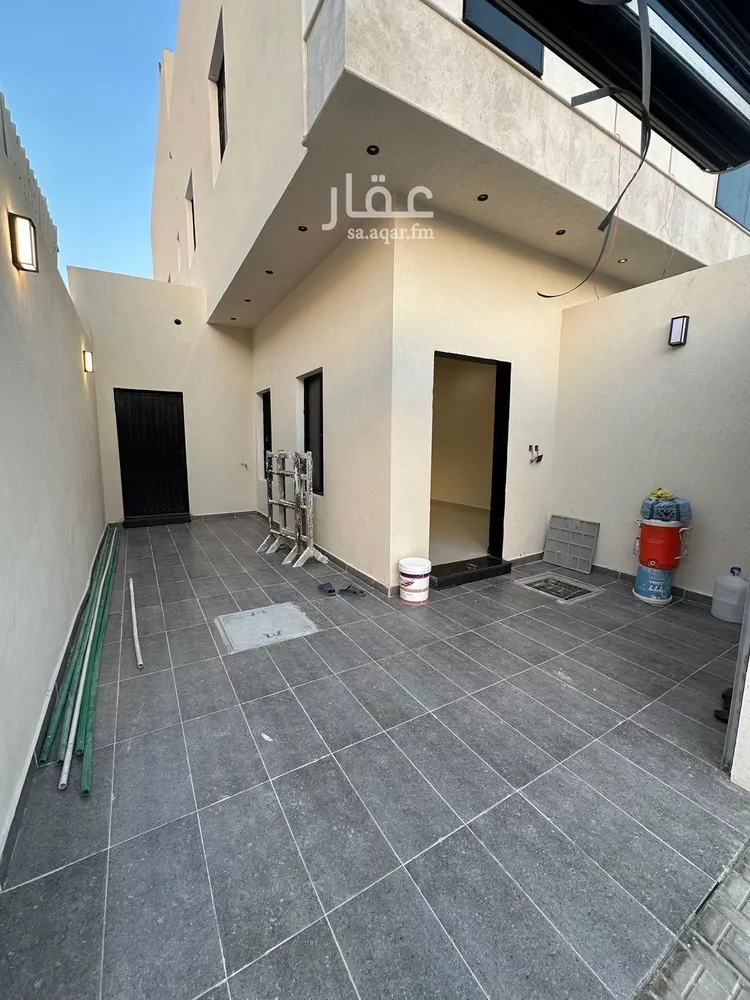 دور للبيع في شارع تميم الدارى, حي شبرا, مدينة الرياض, منطقة الرياض