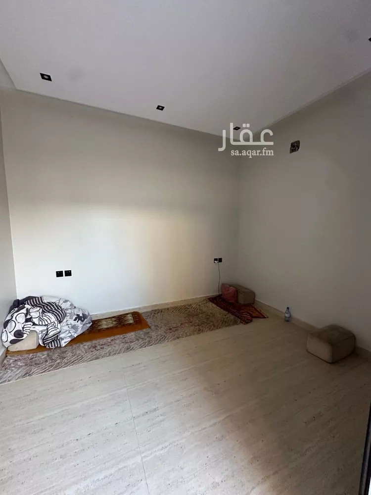 فيلا للبيع في شارع عبدالله العبسي, حي الزهرة, مدينة الرياض, منطقة الرياض صورة 2