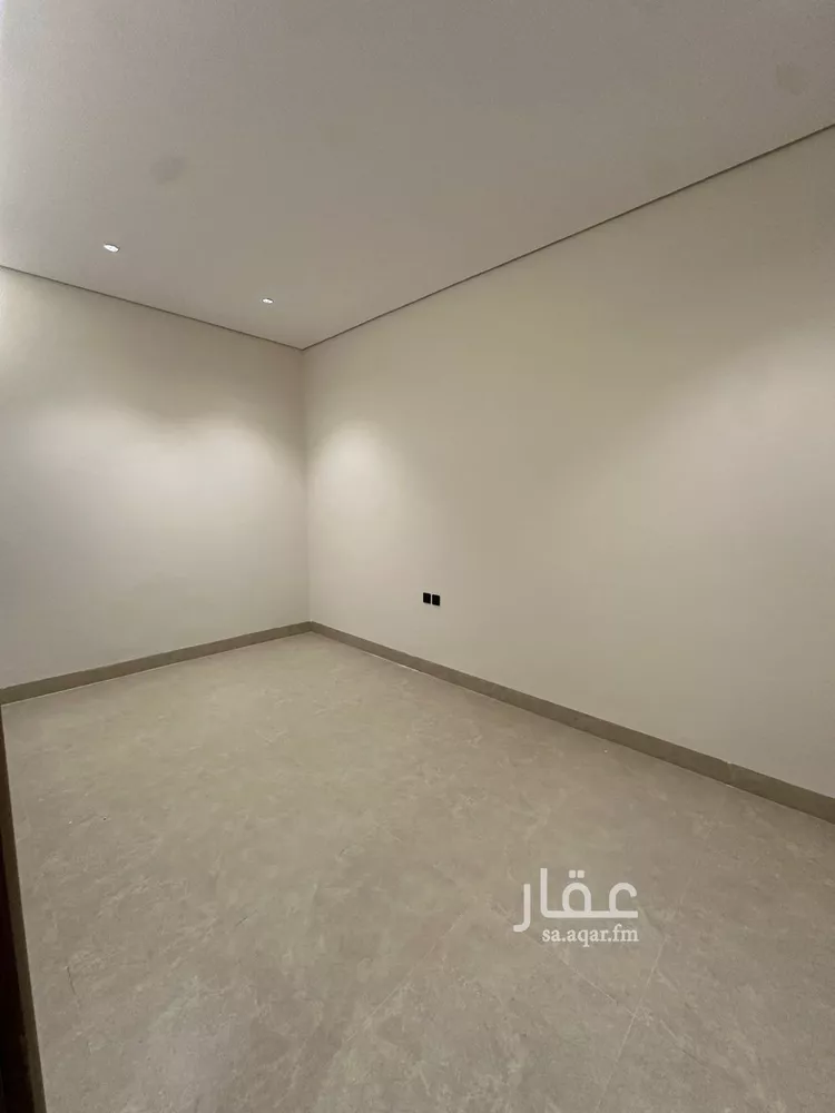Floor for Sale in Riyadh Sultanah 15