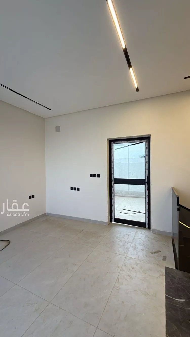 فيلا للبيع في شارع زياد الباهلي, حي العوالي, مدينة الرياض, منطقة الرياض 12