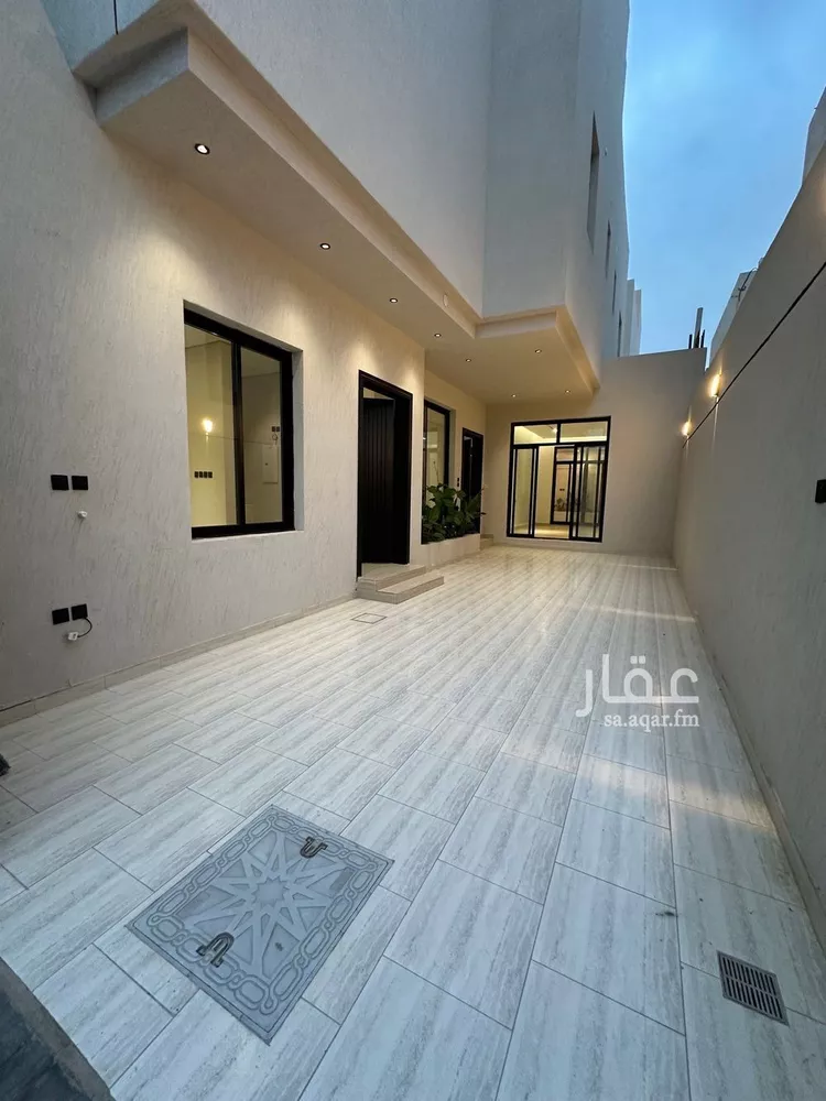 فيلا للبيع في شارع إسماعيل الفلكي, حي الزهرة, مدينة الرياض, منطقة الرياض صورة 2