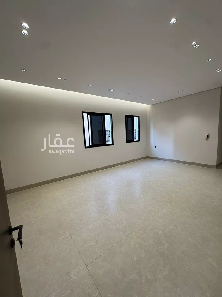 دور للبيع في شارع قرية الشقير, حي السويدي, مدينة الرياض, منطقة الرياض 7